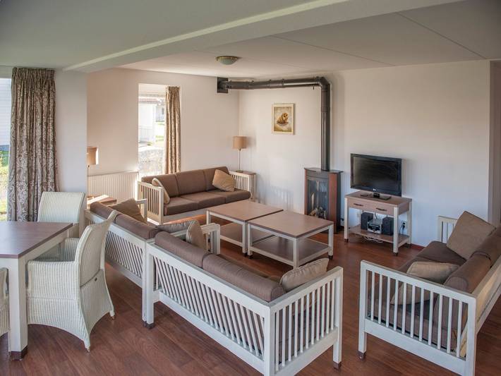 Ferienhaus für 14 Personen, mit Pool und Sauna sowie Garten in Bruinisse - 4