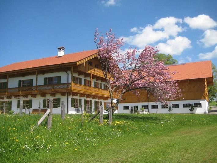 Auf dem Bauernhof Georgenhof in Huglfing, Pfaffenwinkel