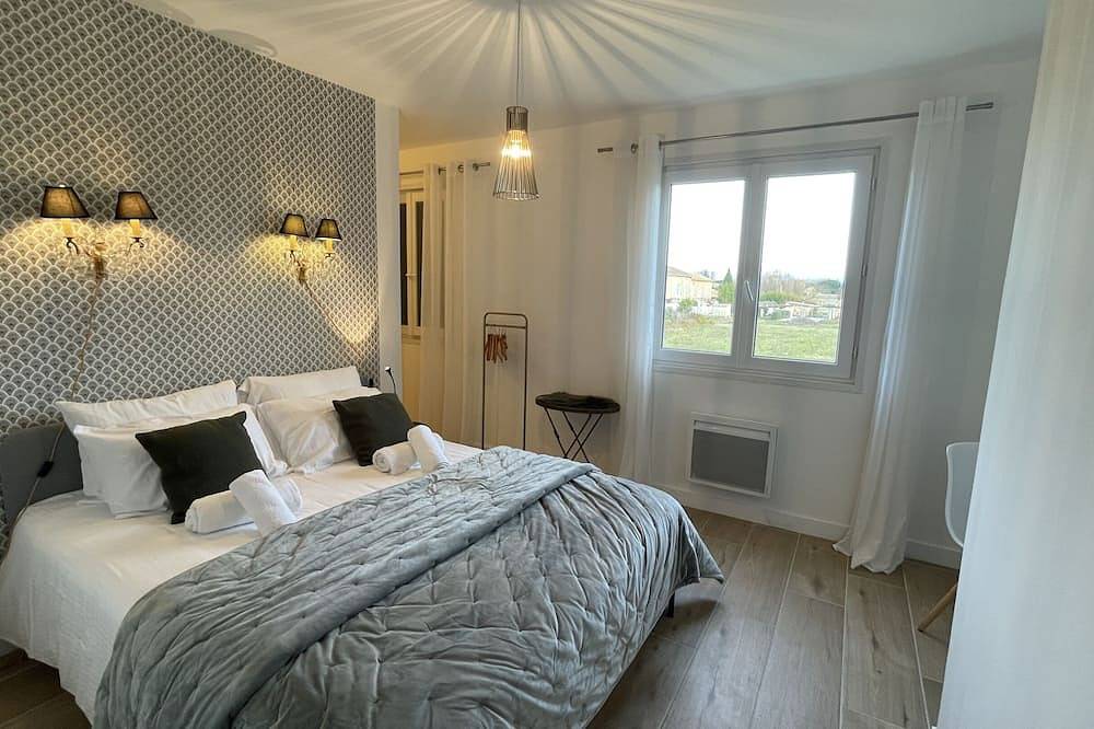 Maisons Le Clos Du Moulin 2**** Villa avec jardin, clim, wifi, parking privé in Entraigues-sur-la-Sorgue, Vaucluse