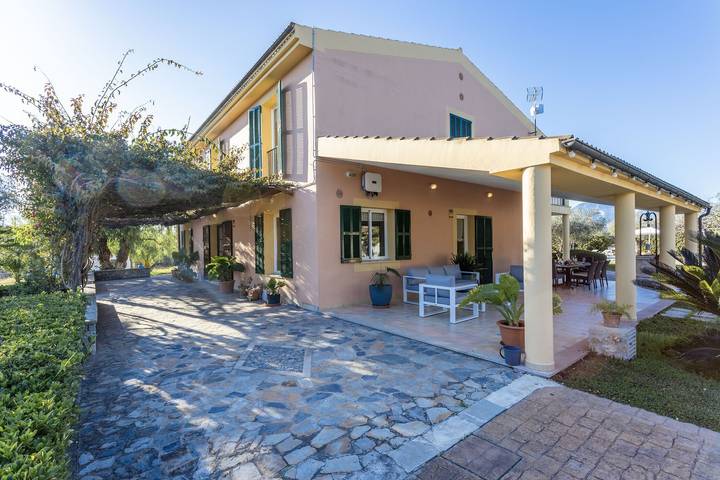 Villa 'Verdura' com Vista para a Montanha, Wi-Fi e Ar Condicionado in Inca (Espanha), Maiorca Centro