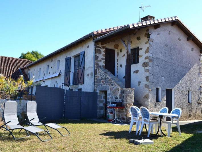 Maison de campagne pour 5 personnes, avec Jardin à Esse