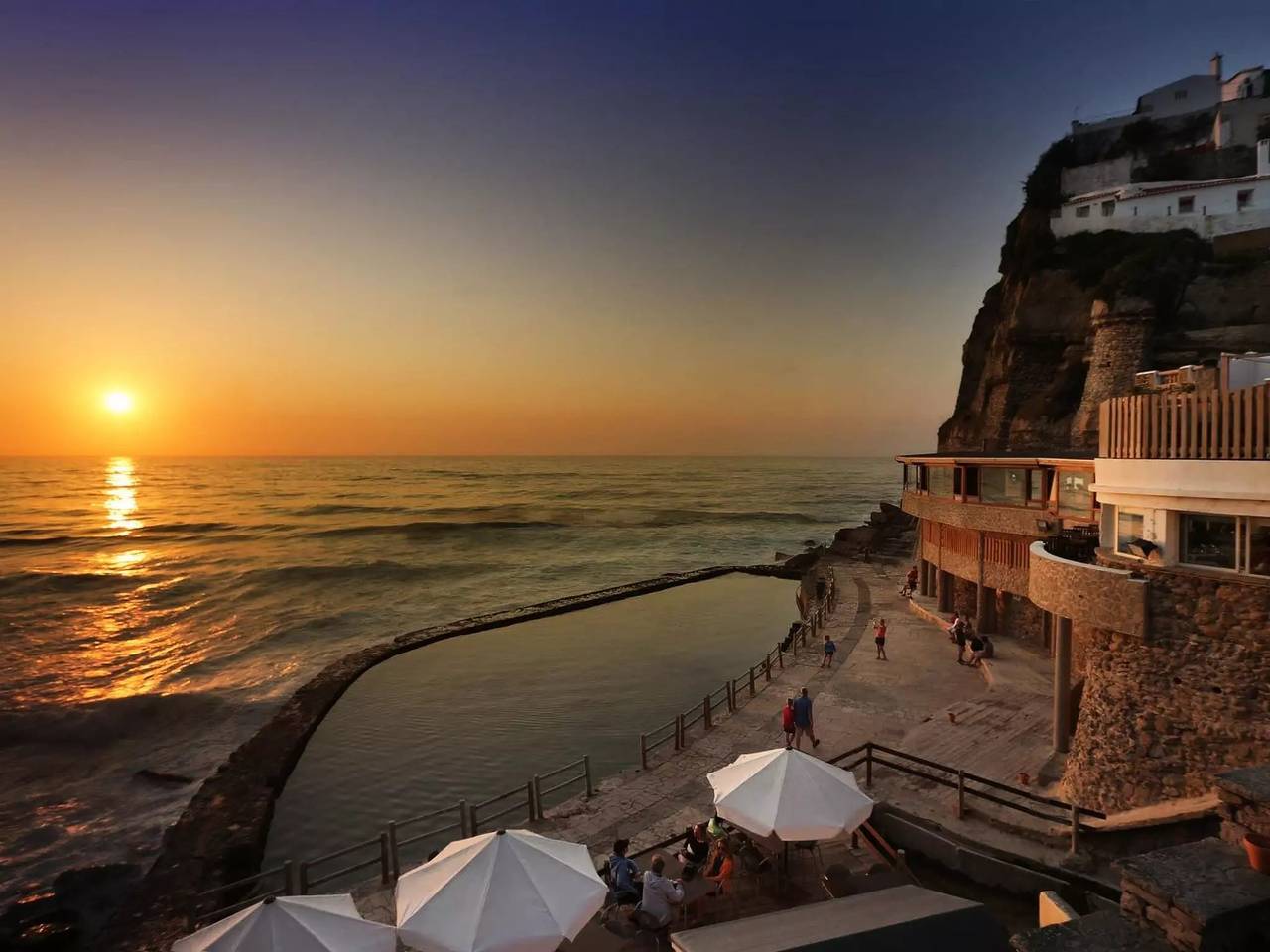 Ganze Wohnung, 3 Zimmer 4 Personen in Azenhas do Mar, Costa de Lisboa