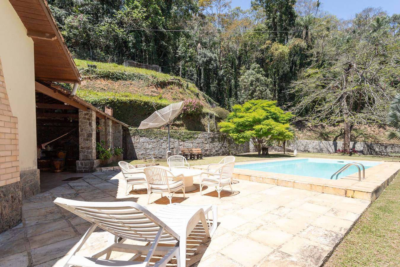 Sítio Rodeado de Verde c Piscina e Churrasqueira in Vassouras, Rio de Janeiro (stato)