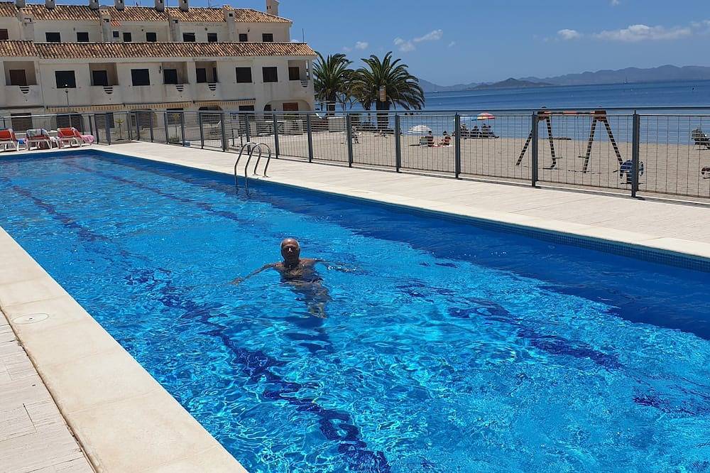 Entire apartment, Luxury apartment right on the beach in La Manga del Mar Menor, Mar Menor