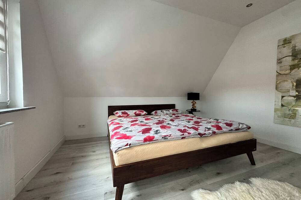 Ganze Wohnung, Gemütlich wohnen in Bielefeld Brake in Heepen, Bielefeld