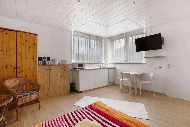 Entire studio, Apartment 'Lachmöwe' with Wi-Fi in Ahrenviölfeld, Grünes Binnenland