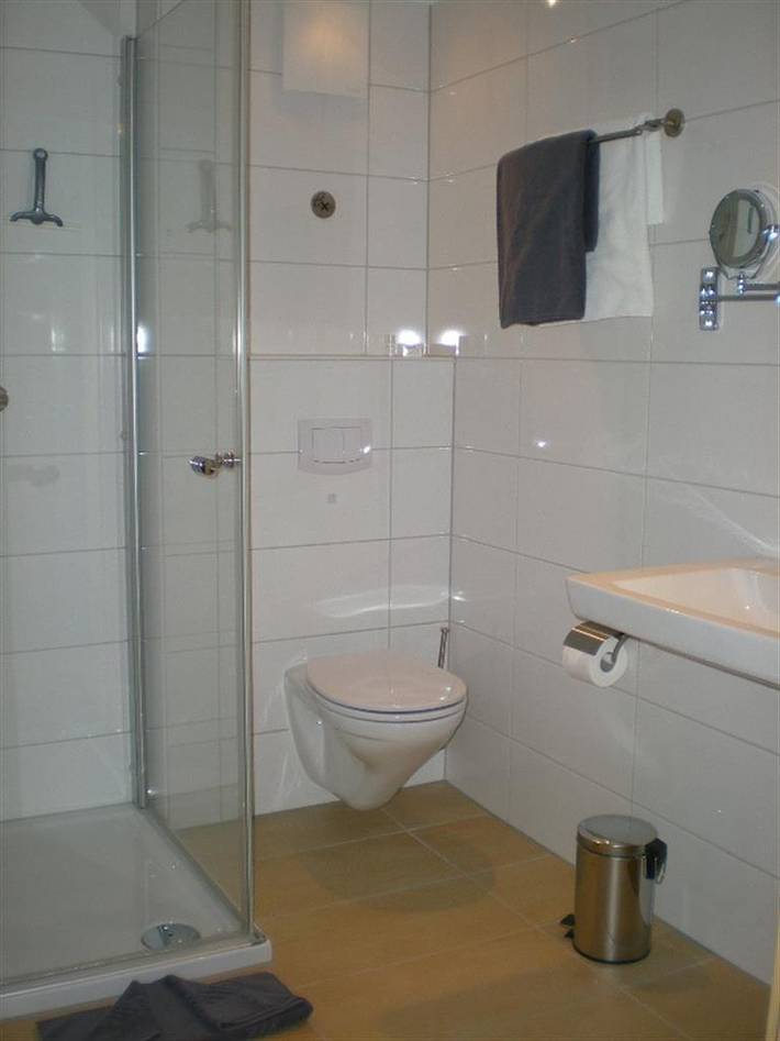 Ferienwohnung für 2 Personen, mit Terrasse und Garten in Hambach (Neustadt) - 3