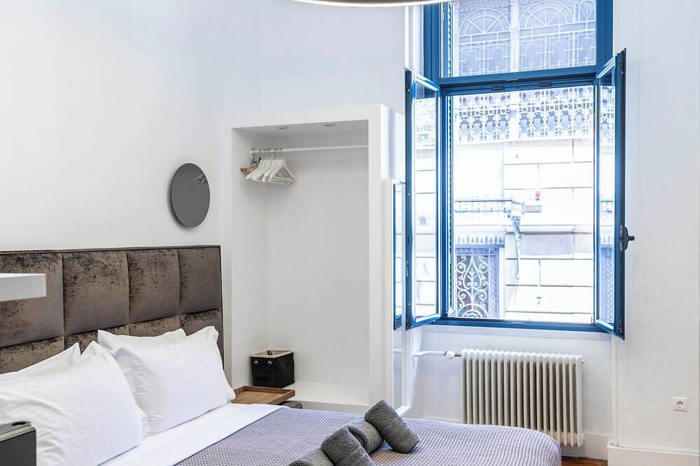 Art Pantheon Deluxe Suite in Plaka • Acropolis area in Central Section of Athens, Athens