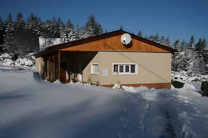 Bungalow für 6 Personen, mit Garten und Sauna, mit Haustier in Tschechien - 2
