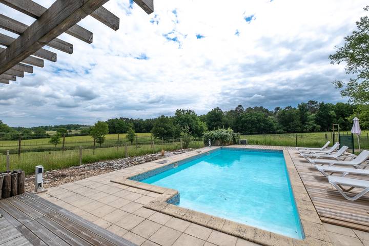 Maison de vacances pour 8 personnes, avec sauna ainsi que jardin et jacuzzi en Dordogne - 2