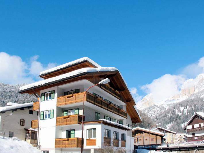 Appartamento per 9 persone, con balcone a Campitello di Fassa