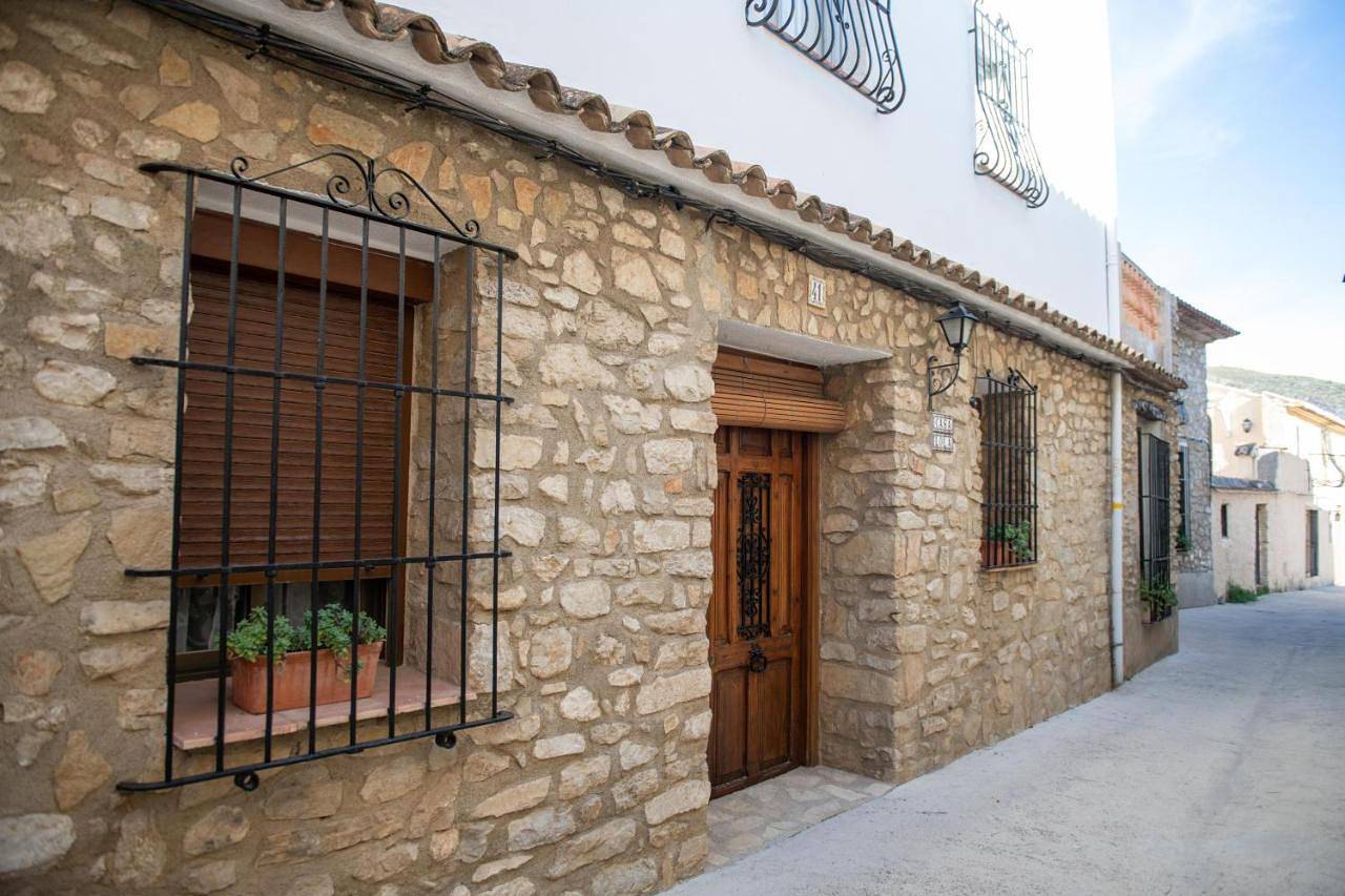 Casa Lola Naturaleza, Montañas y Piscina Compartida De Pueblo in Vall de Gallinera, Interior de Alicante