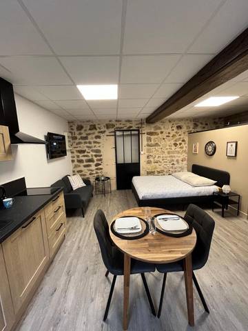 Gîte pour 2 personnes, avec terrasse, animaux acceptés à Digoin