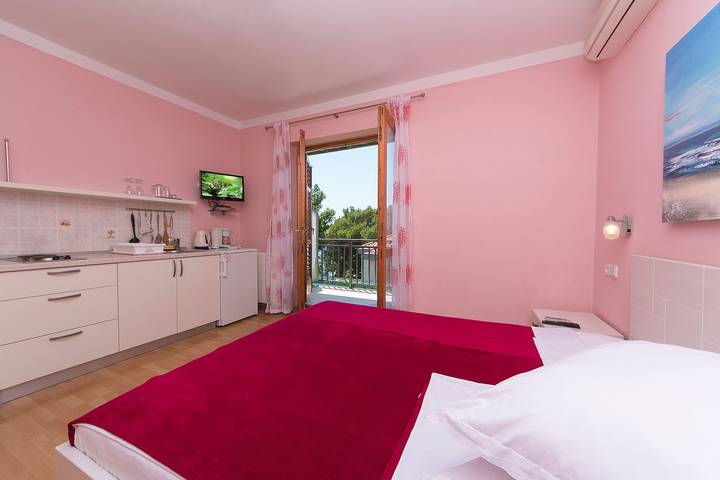 Ferienwohnung für 2 Personen, mit Balkon/Terrasse in Brela