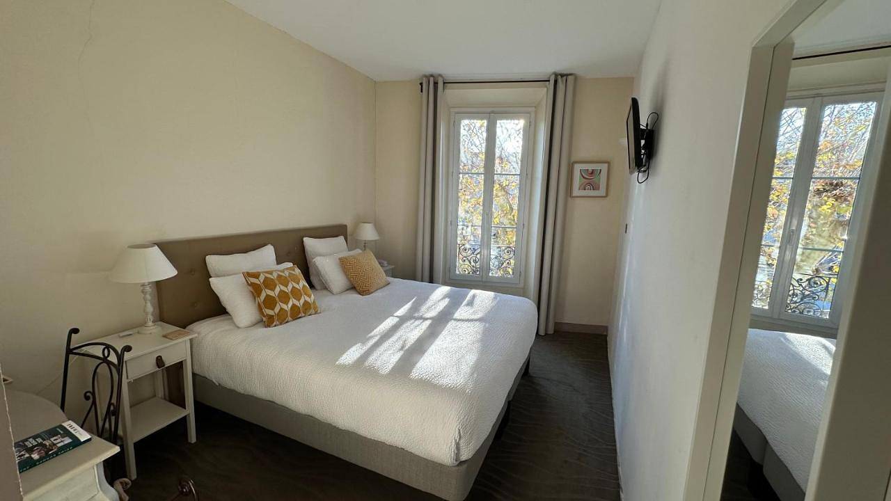 Single Room in Trets, Côte méditerranéenne (France)