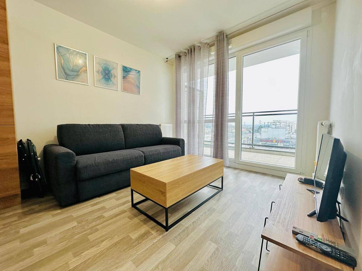 Appartement entier, One-Bedroom Apartment in Sarcelles, Val-d'Oise