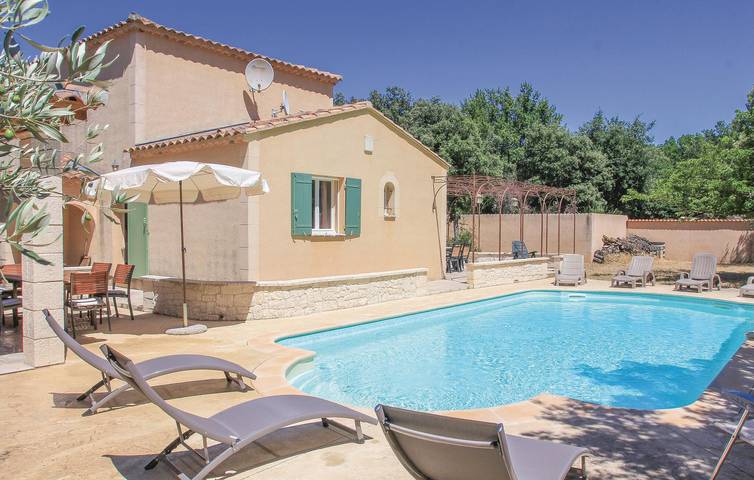 Maison de vacances pour 6 personnes, avec piscine ainsi que jardin et terrasse