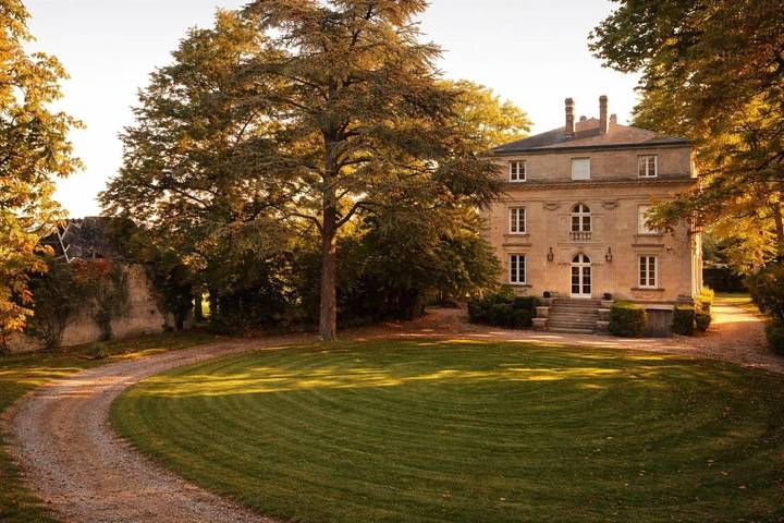 Location de vacances pour 16 personnes, avec piscine et terrasse ainsi que jardin et vue, animaux acceptés dans Gouffern en Auge - 2