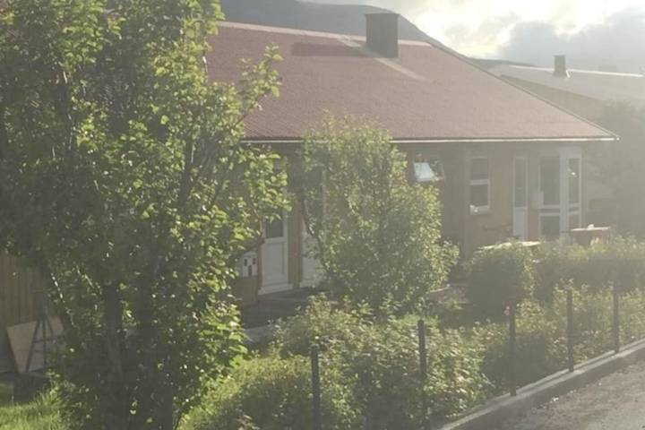 Villa für 8 Personen, mit Ausblick und Garten - 1