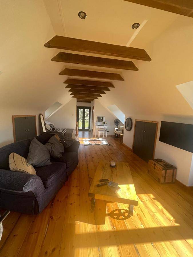 The Sans Souci Estate - The Chalet Studio Apartment, Adults Only in Saint-Dizier-les-Domaines, Région de Guéret