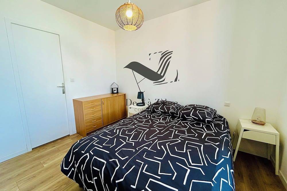 Apartamento entero, Encantador pied-à-terre con patio, ubicación ideal !! in Rochefort, Region de Rochefort