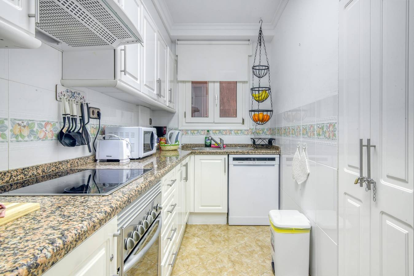 Geheel appartement, Appartement 'Calpe Vistas Y Playa' met Uitzicht op Zee, Wi-Fi en Airconditioning in Platja del Cantal Roig (Calpe), Calpe