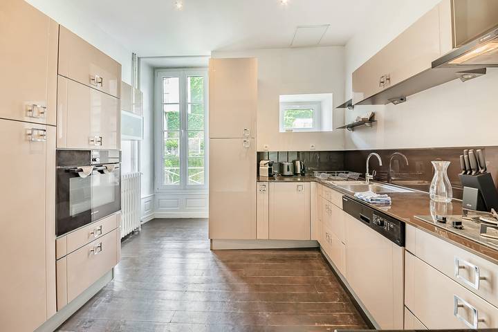 Gîte pour 6 personnes, avec balcon à Laval - 2