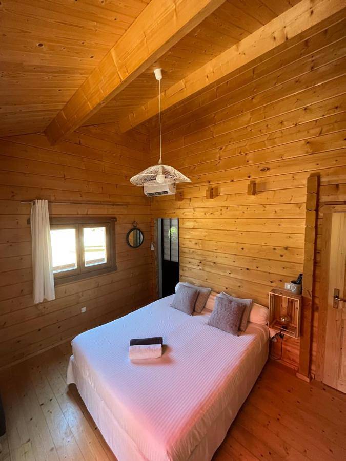 Chambre d’hôte pour 2 personnes, avec Terrasse et Jardin ainsi que Bassin pour enfant et Piscine à Murzo