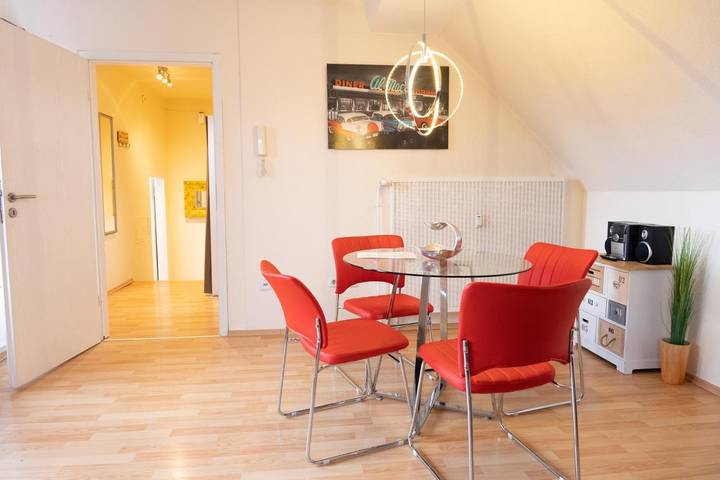 Ferienwohnung für 4 Personen, mit Balkon und Ausblick in Niestetal - 2