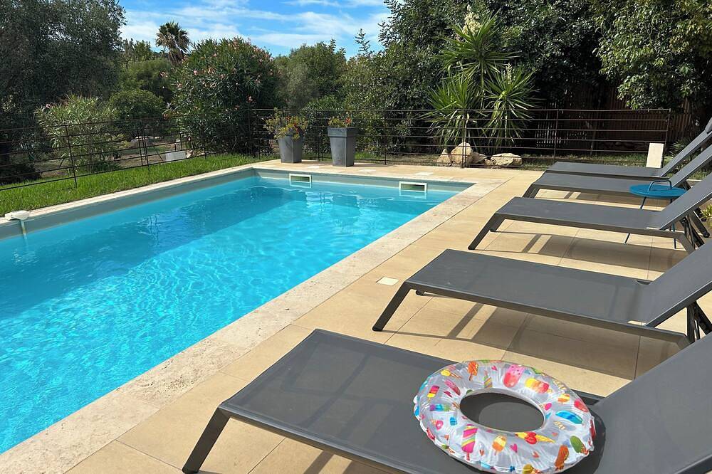 Charmante villa de 4 chambres avec piscine privée in Monticello, Région de Calvi