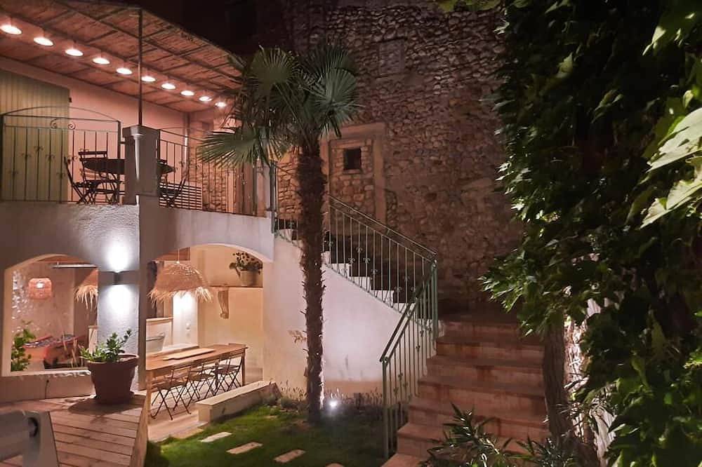 Un Havre de Tranquillité, in Valréas, Enclave de Valreas