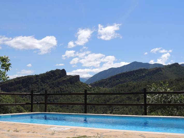 Casa rural para 7 personas, con piscina además de jardín y terraza, Se admiten mascotas en Alto Urgel - 4