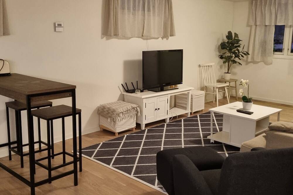 Ganze Wohnung, Modern apartment in a quiet neighbourhood. in Borås, Västergötland