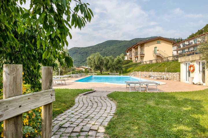 Ferienwohnung für 3 Personen, mit Garten und Seeblick in Tignale - 3