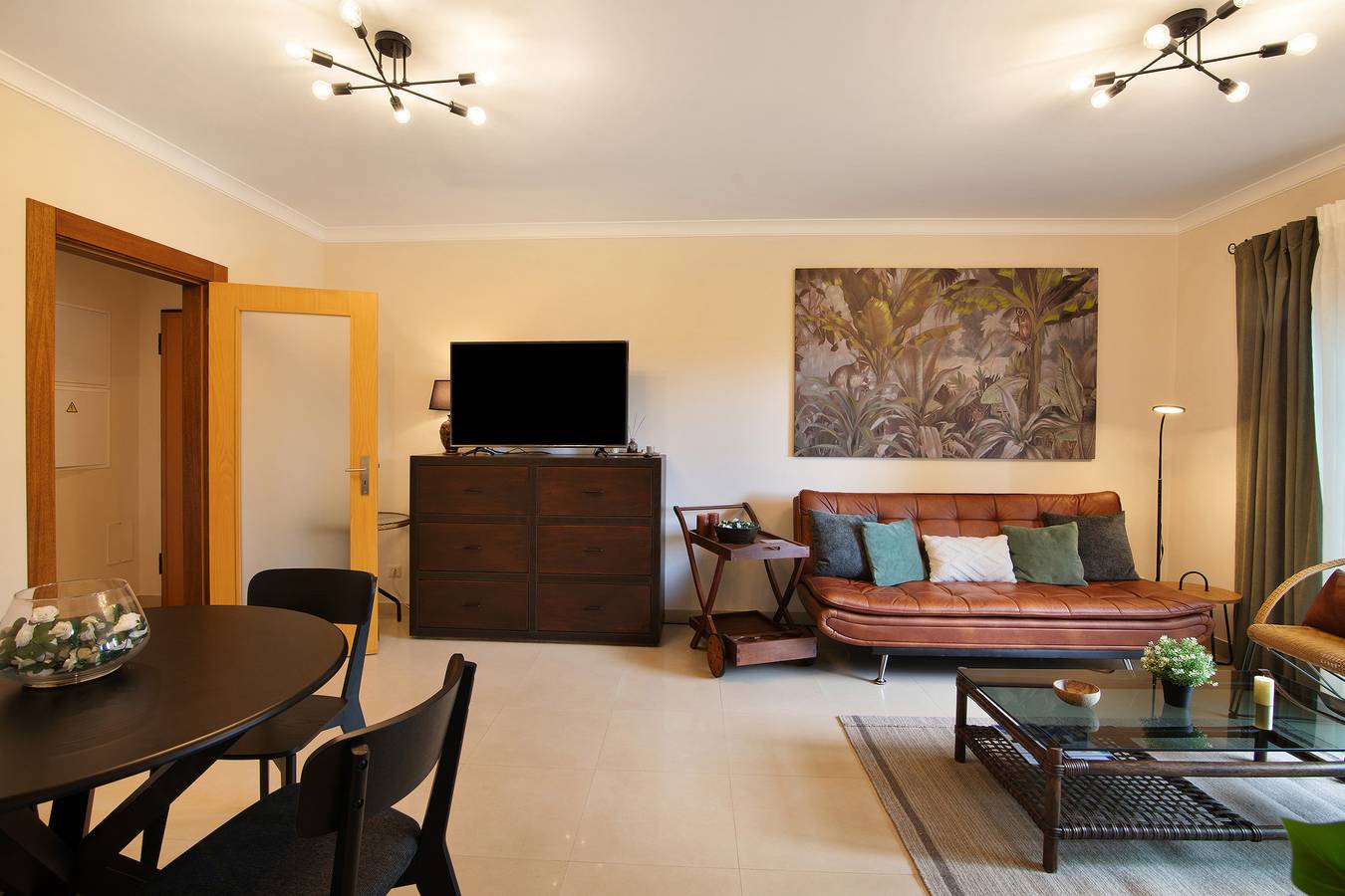 Apartamento inteiro, Apartamento 'Condomínio Do Vale' com Piscina Partilhada, Terraço Partilhado e Wi-Fi in Guia, Distrito de Faro