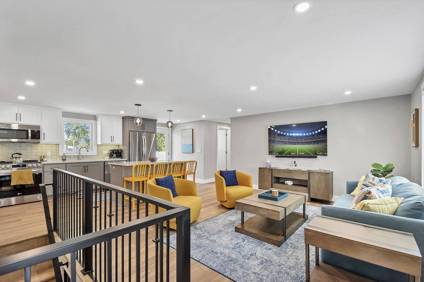 Full Remodel! Steps to Lambeau, Titletown, Resch! in Green Bay, Condado de Brown (WI)