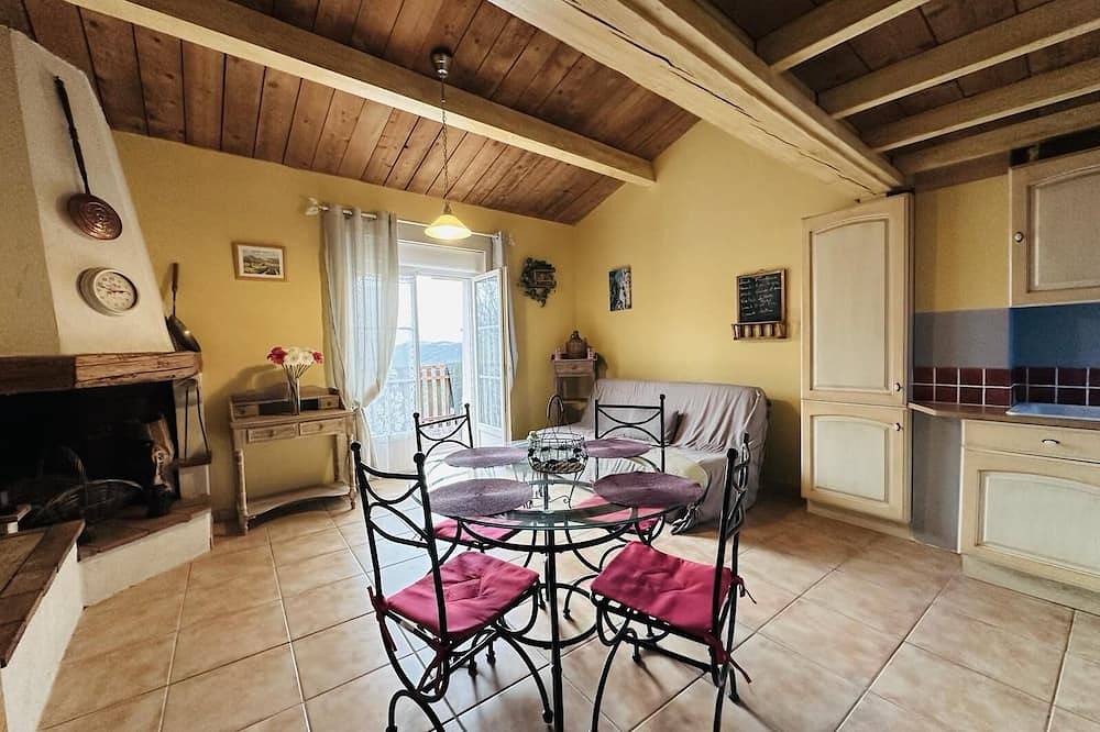 Maison de Campagne Tilleul in Mézel, Alpes-de-Haute-Provence