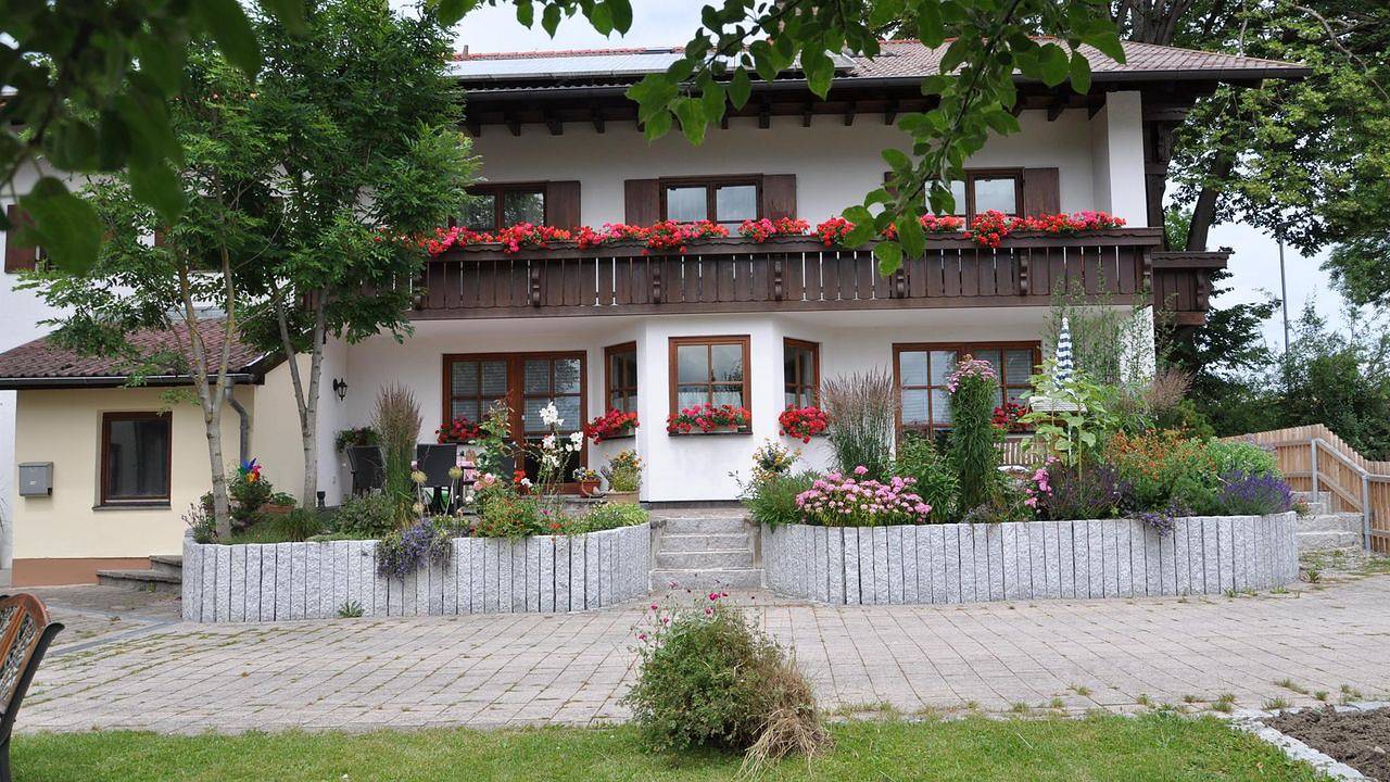 Ganze Ferienwohnung, Ferienwohnung für 2 Personen (30 m²) in Seeg in Seeg, Bayerisch Schwaben