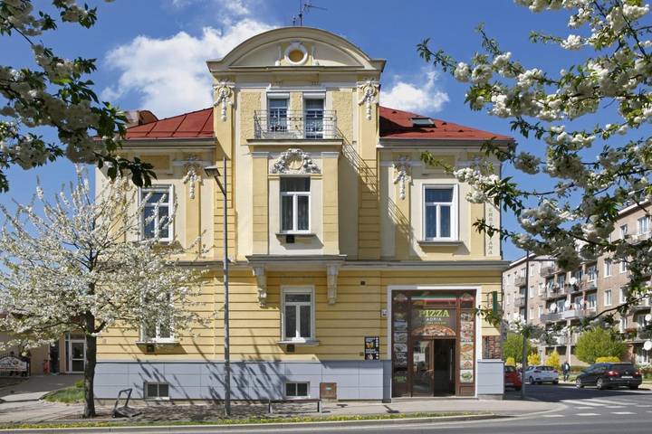 Ferienwohnung für 4 Personen, mit Balkon und Garten in Marienbad