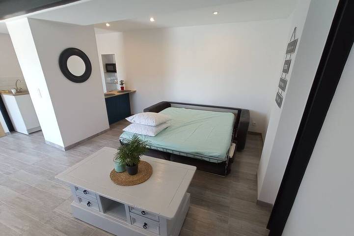 Gîte pour 2 personnes, avec jardin à Pégomas - 2