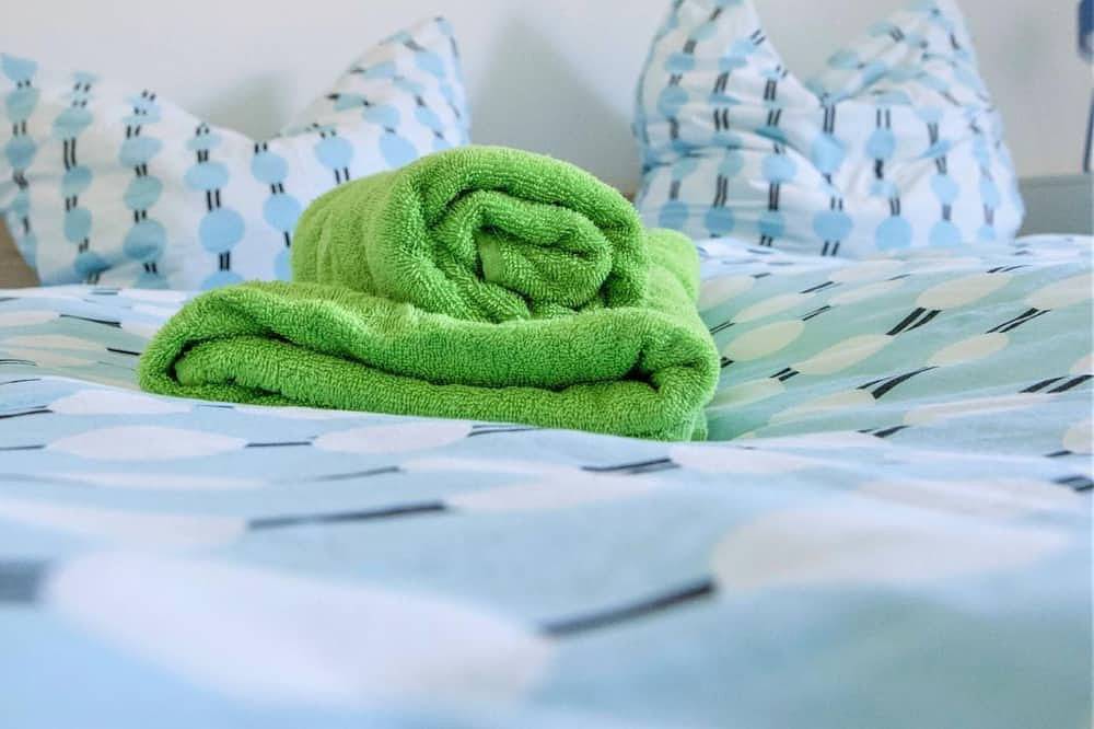 Paula am Klostersee Urlaub mit Hund in Dargun, Mecklenburgische Seenplatte