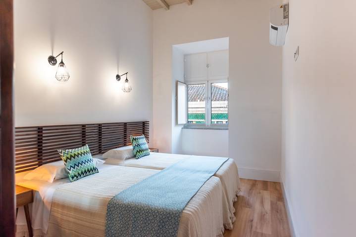 Casa rural para 6 personas, con jardín y balcón en Distrito de Vila Real - 2