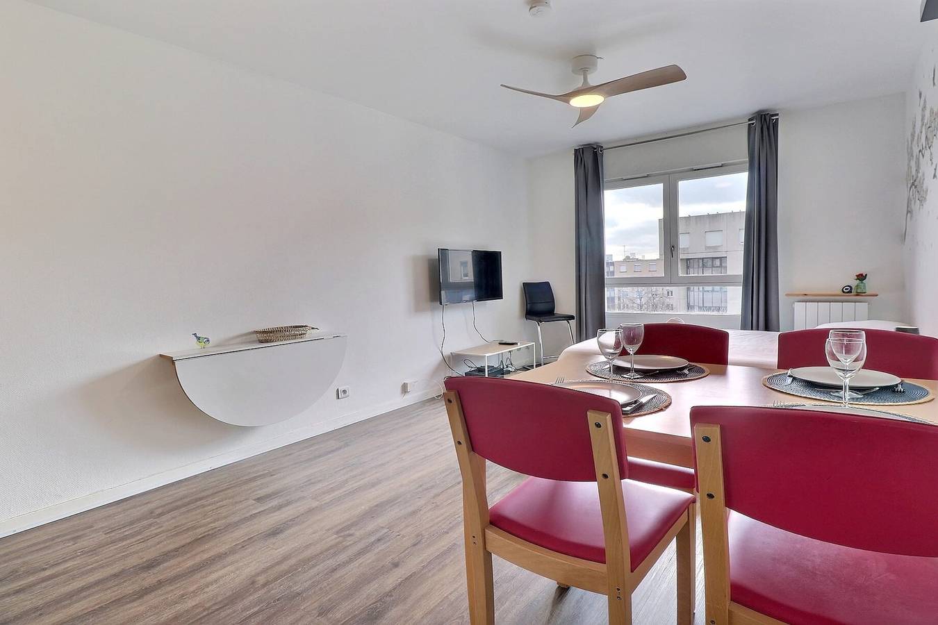 Entire apartment, Bright and functional studio in the heart of Lyon 7 in Lyon, Rhône