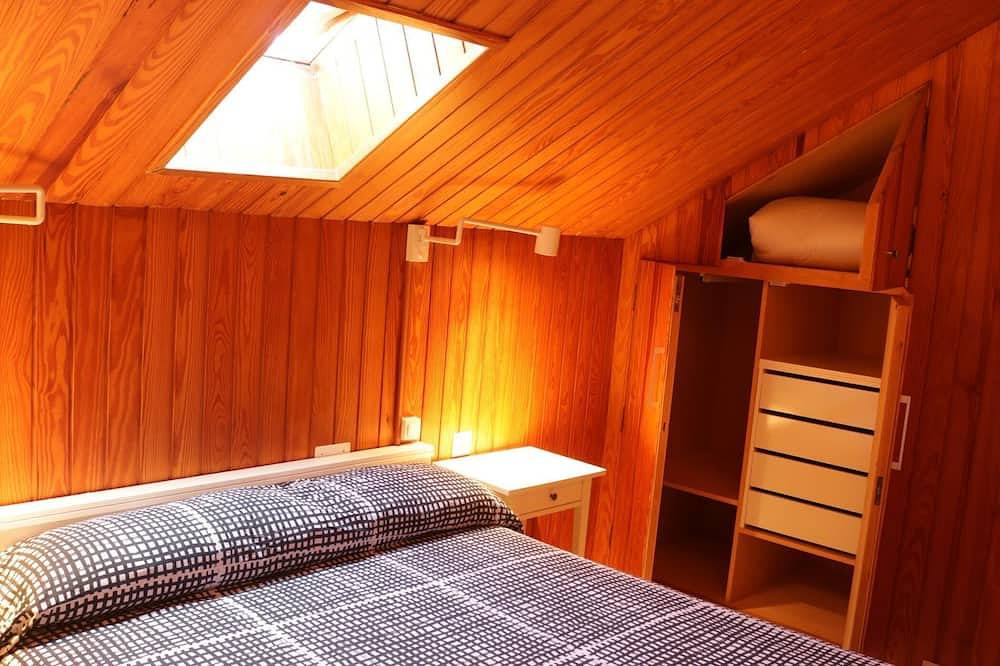Entire apartment, Winahost Loft en casa compartida en Cabrils in Urbanizacion Montcabrer, Cabrils