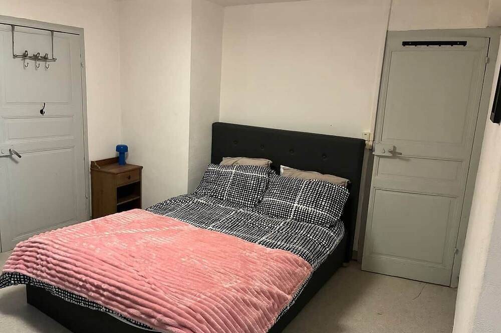 Appartement entier, Comfortable 3  bedroom apartment in Quillan, Parc naturel régional Corbières-Fenouillèdes