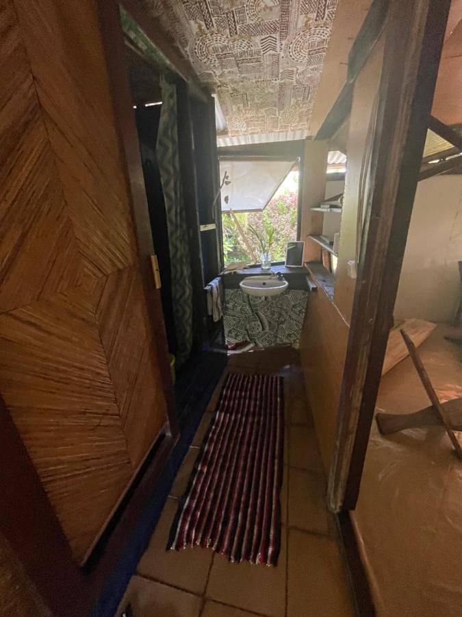 Gîte pour 4 personnes, avec terrasse ainsi que jardin et vue, animaux acceptés dans Huahine - 3