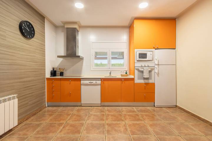 Wonderful Holiday Home Mas de l' Anneta in Fraga, Huesca Provinz