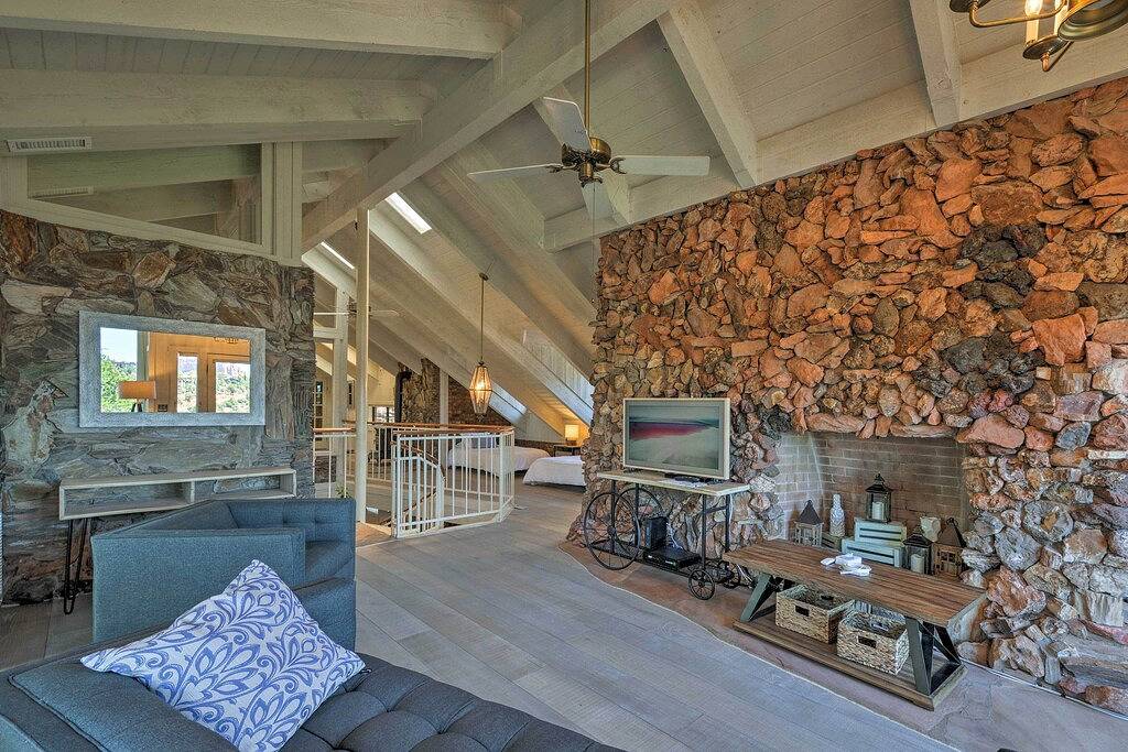 Einzigartiges Sedona Haus mit Mtn Views & Guest House! in Sedona, Oak Creek Canyon