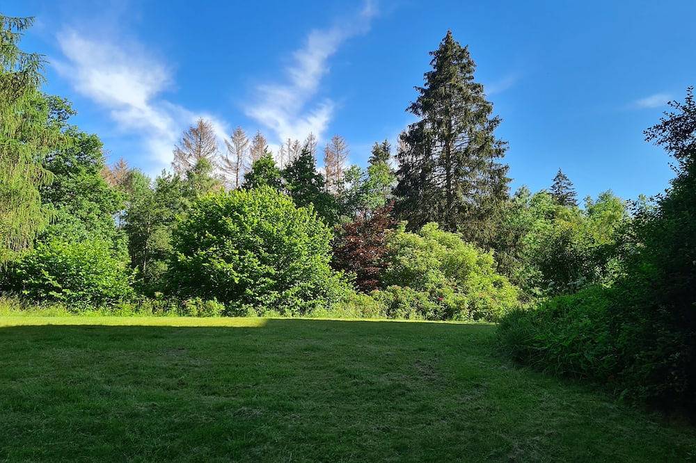Ganze Wohnung, Ferienwohnung Am Forellenpark Im Sauerland In Brilon in Brilon, die Mittelgebirge