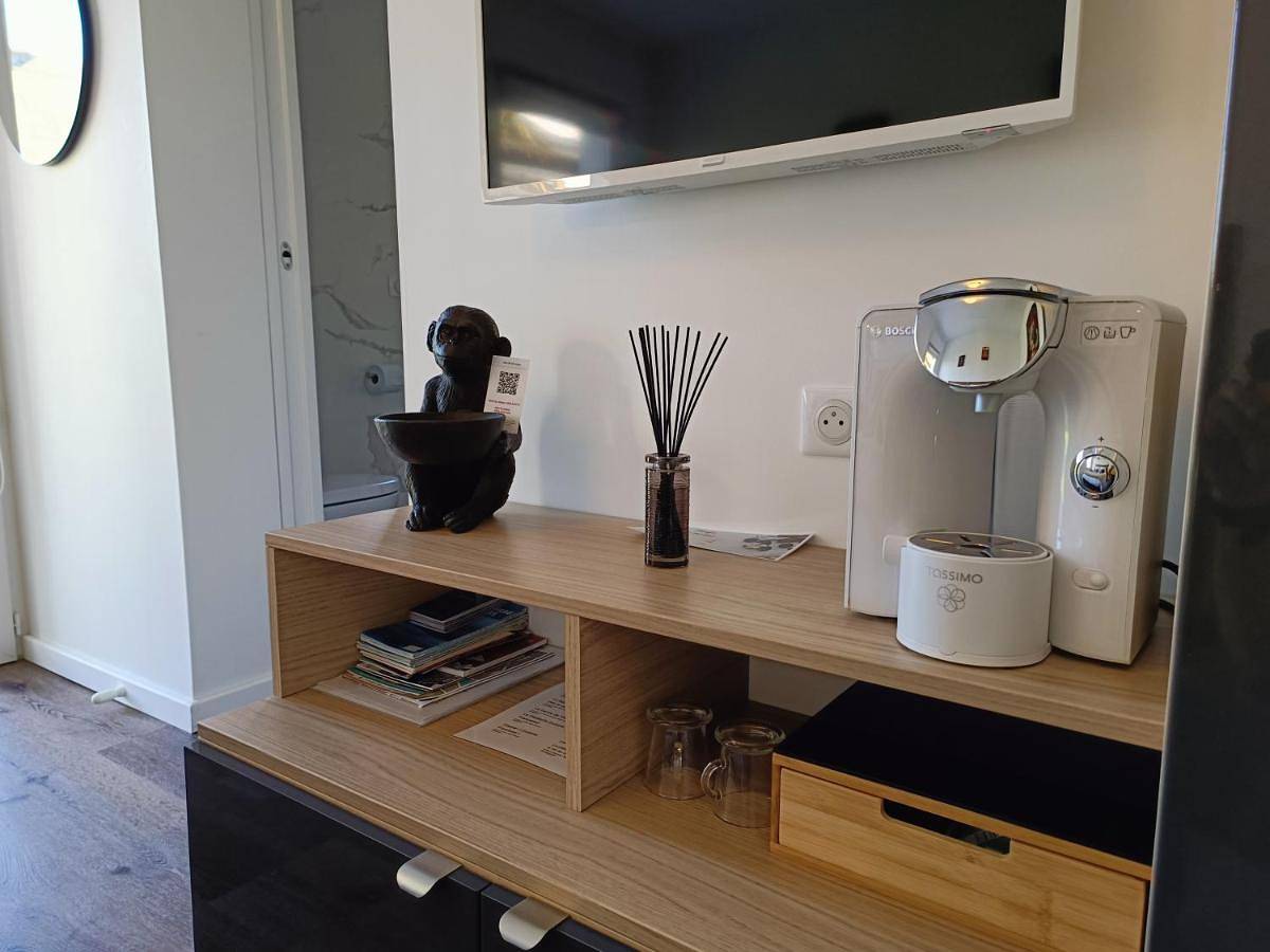 Double Room with Private Bathroom in Quimper, Région de Quimper